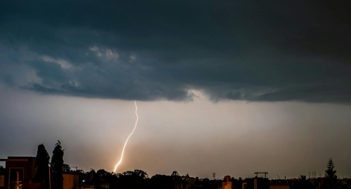 Maltempo in Italia: Rischio Alluvioni e Allerta Arancione nel Nord